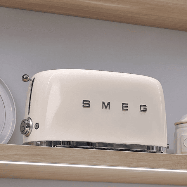 image of Retro 4 slot toaster