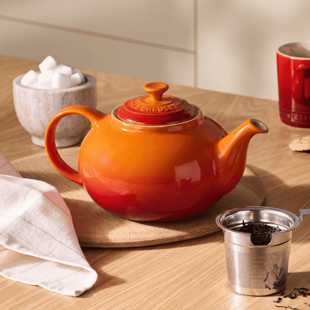 image of Classic stoneware teapot