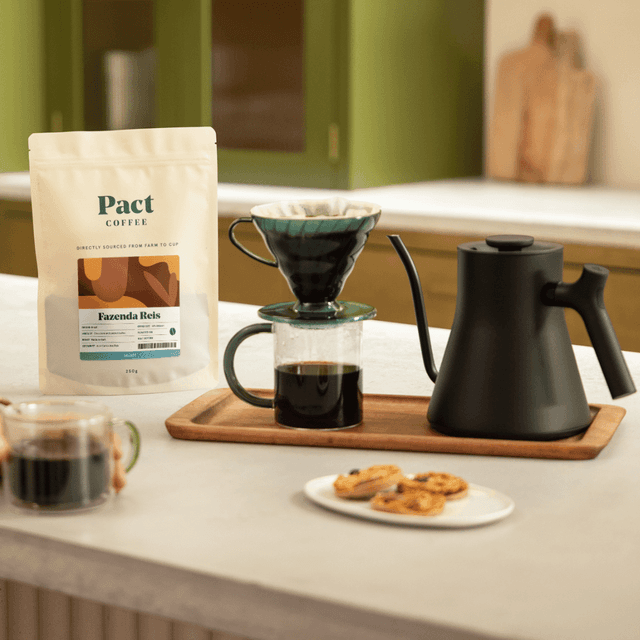 image of V60 Filter brew kit & speciality coffee