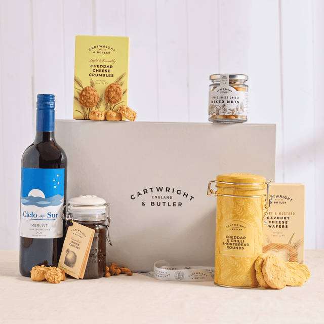 image of Red wine & nibbles gift box