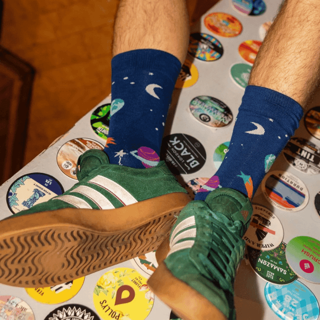 image of 2 pairs of men's bamboo socks