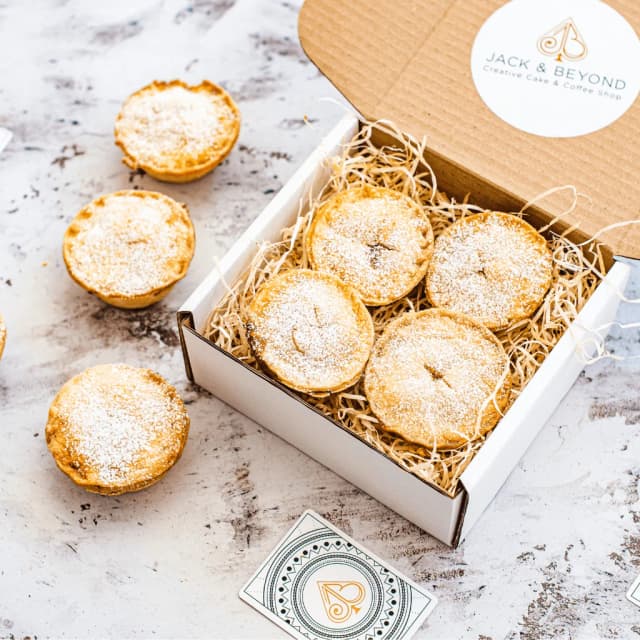 image of Box of 6 mince pies