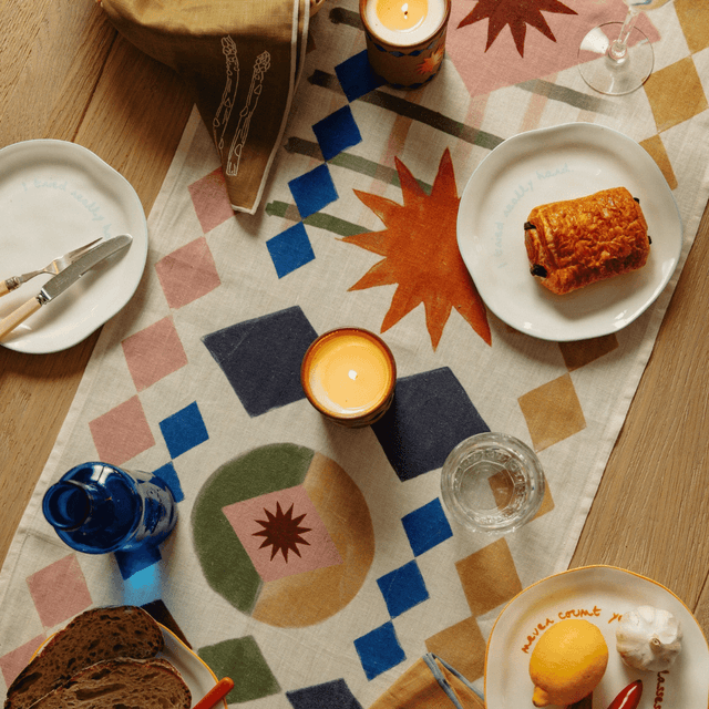 image of Illustrated table runner