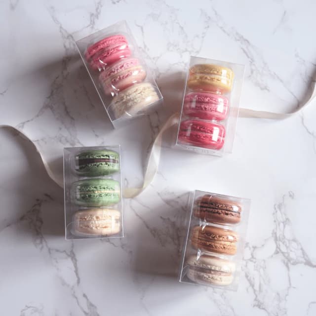 image of Box of 3 macarons