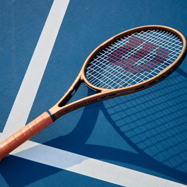 image of Pro Staff Team V14 tennis racket