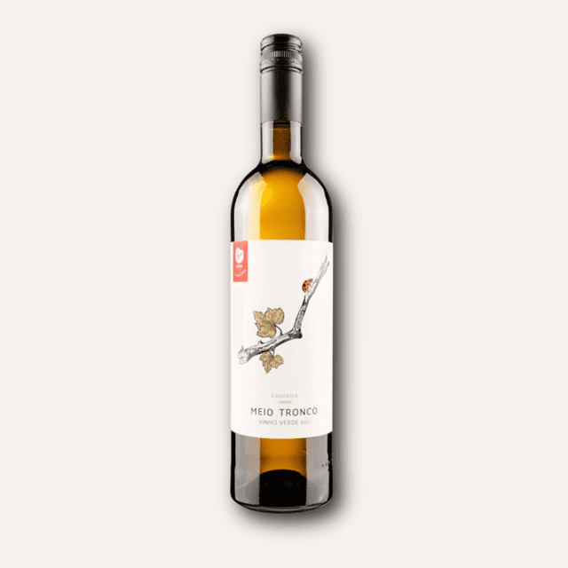 image of Meio Tronco white wine bottle