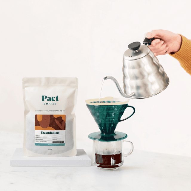 image of V60 Filter brew kit & speciality coffee