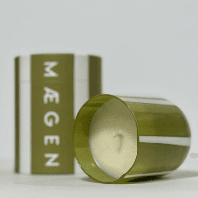 image of Atina candle