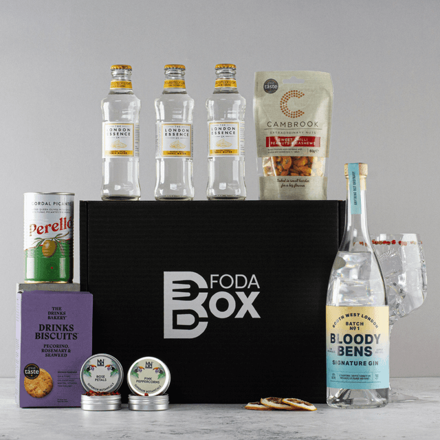 image of Luxury gin & tonic gift hamper