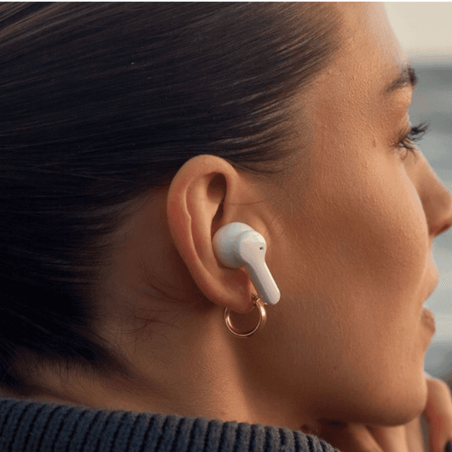 image of Bassline wireless earbuds