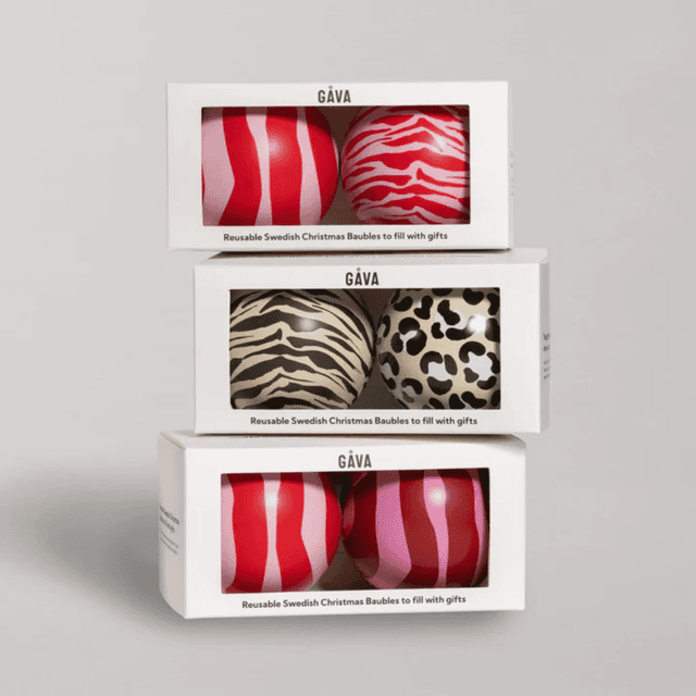 image of Duo of chocolate filled baubles