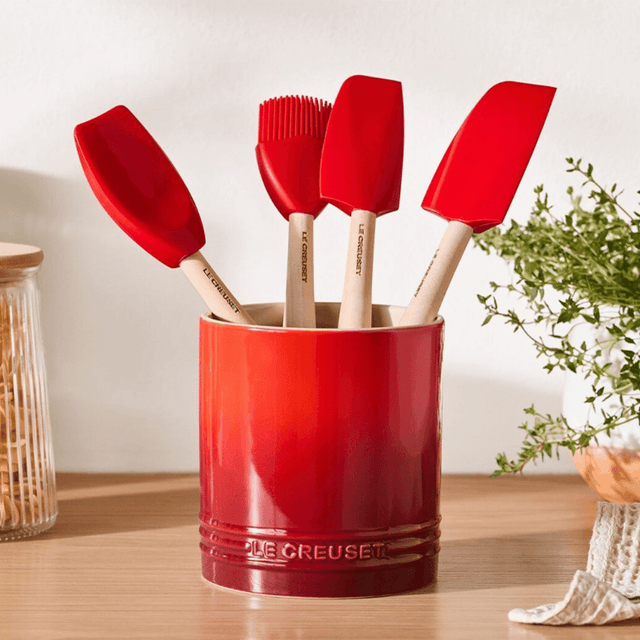 image of Utensil set & stoneware jar