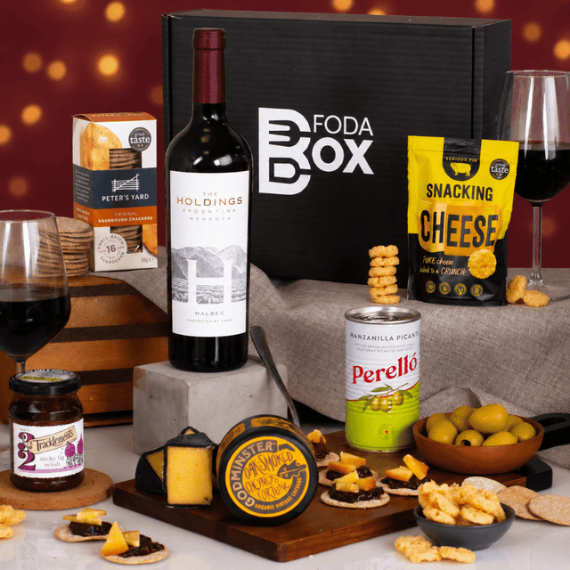 image of Wine & cheese gourmet hamper