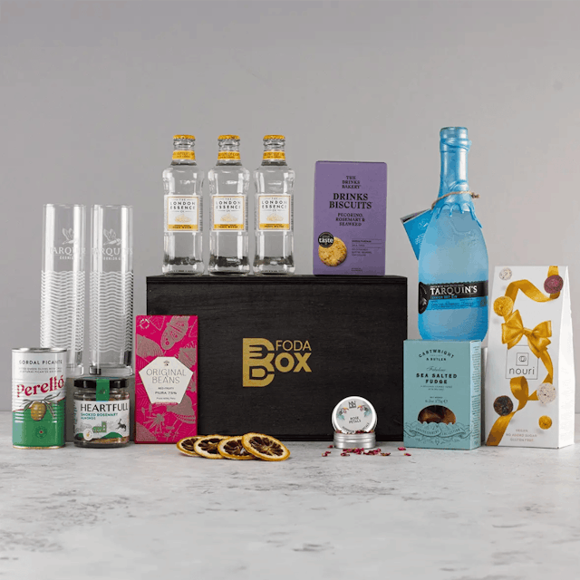 image of Ultimate gin experience hamper